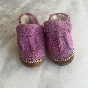 LL bean toddler slippers never worn